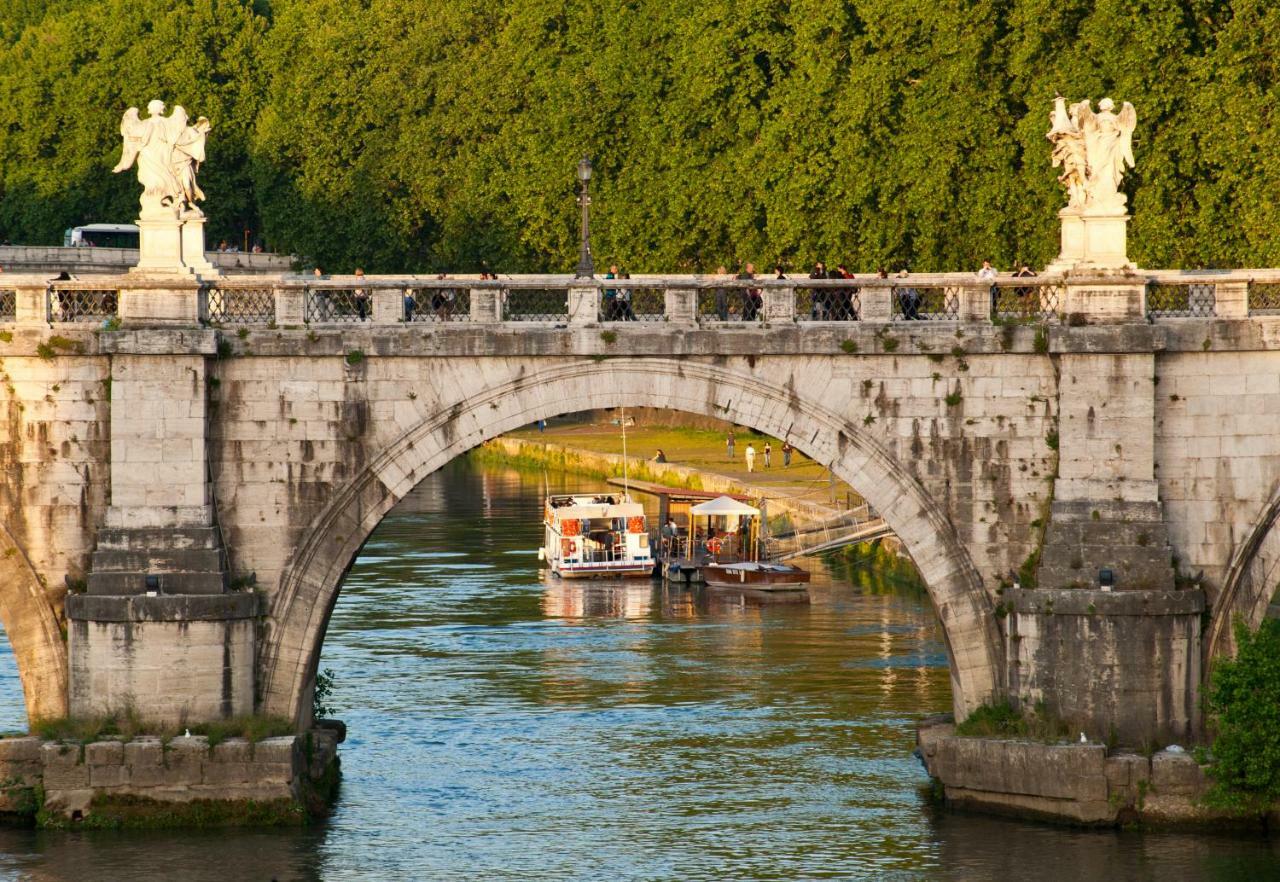 Rome Services Porta Castello Exterior foto